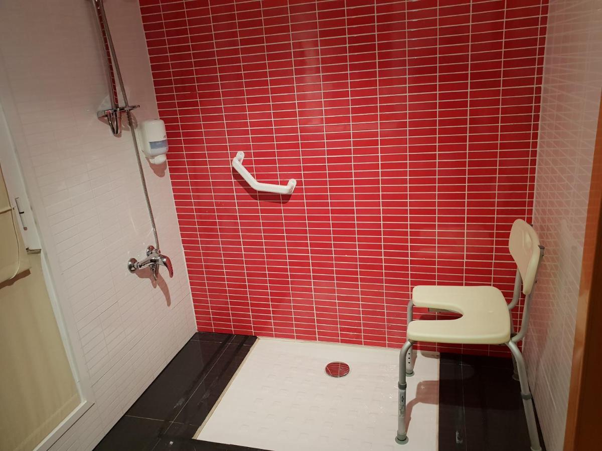 Norte Hotel Вильянуэва-де-Гальего Экстерьер фото